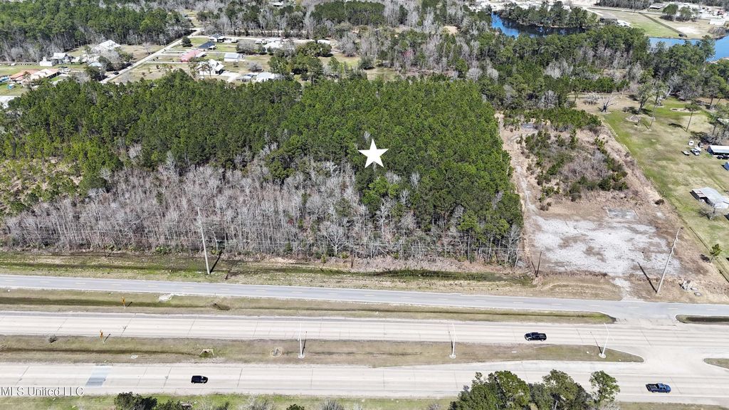 Us-90, Waveland, MS 39576