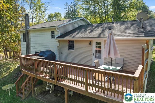 123 Grape Lane, Polk Twp, PA 18058