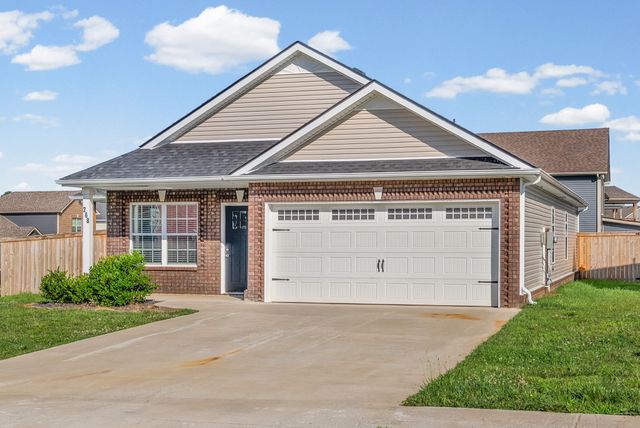268 Dugger Dr, Clarksville, TN 37042
