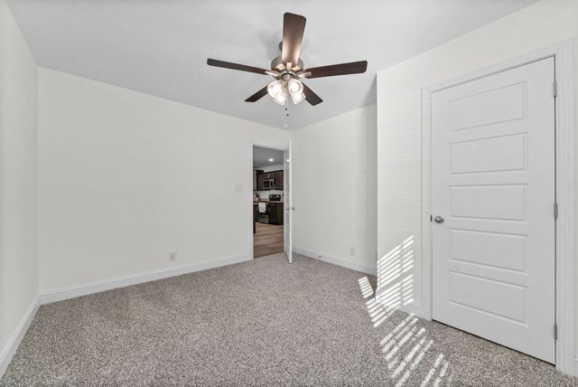 268 Dugger Dr, Clarksville, TN 37042