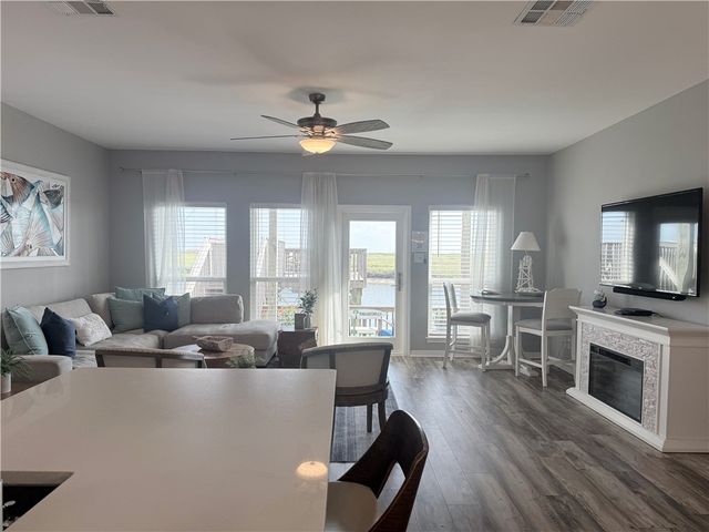 14858 Granada D, Corpus Christi, TX 78418