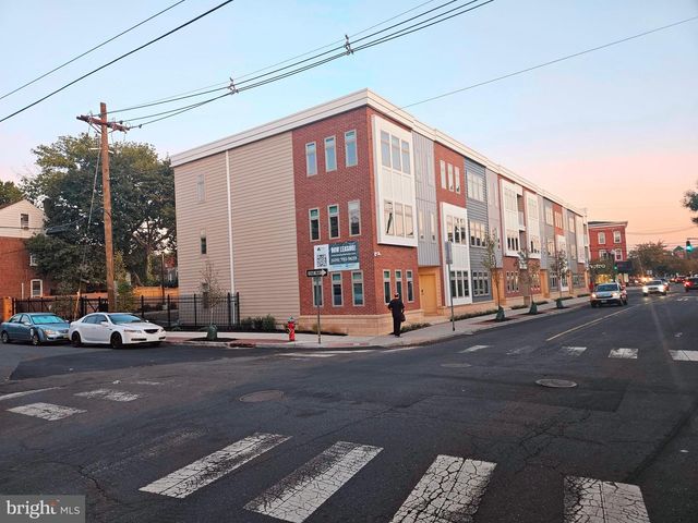200 HAMILTON AVE #214, Trenton, NJ 08609