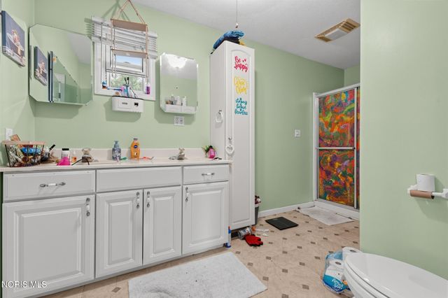 5243 Rowland Road, Toledo, OH 43613
