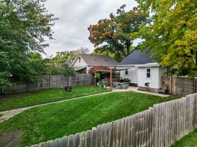 1342 Mason Street NE, Grand Rapids, MI 49503