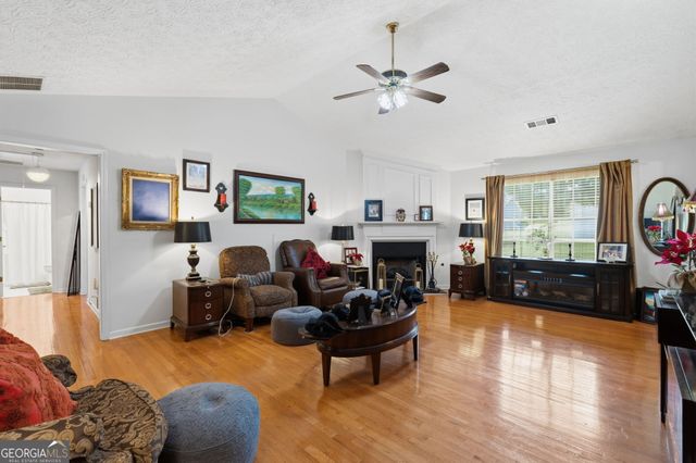 4019 Pin Oak Trail, Decatur, GA 30034