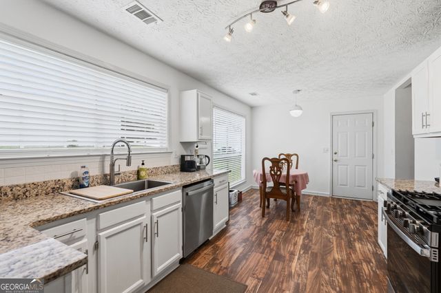 4019 Pin Oak Trail, Decatur, GA 30034