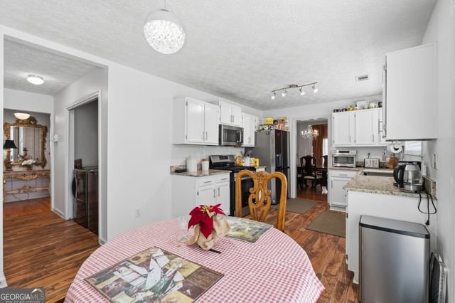 4019 Pin Oak Trail, Decatur, GA 30034