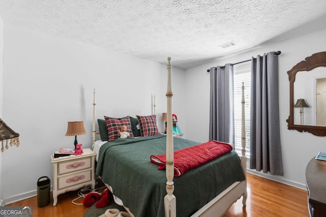 4019 Pin Oak Trail, Decatur, GA 30034