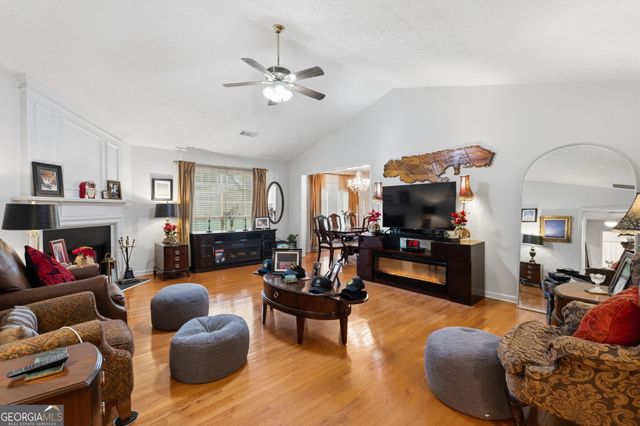 4019 Pin Oak Trail, Decatur, GA 30034