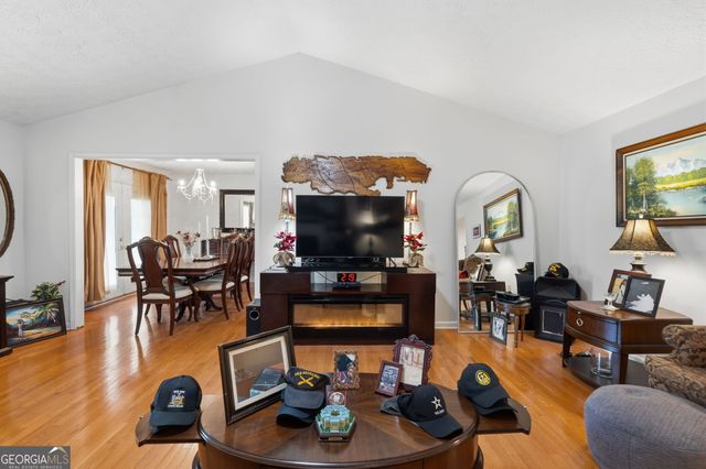 4019 Pin Oak Trail, Decatur, GA 30034