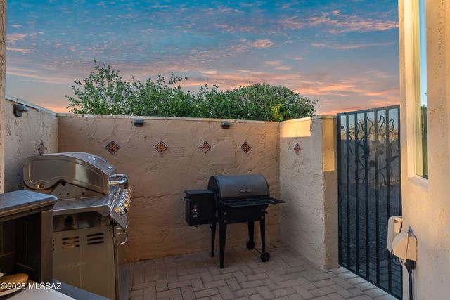 31710 S Summerwind Drive, Oracle, AZ 85623