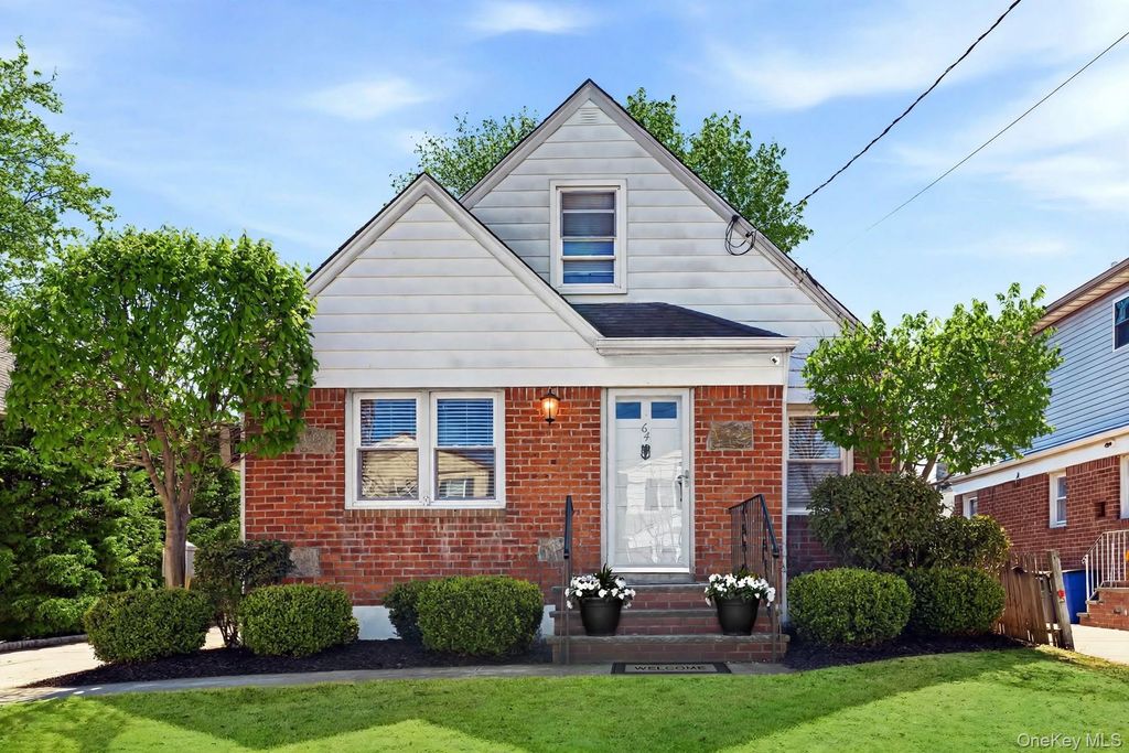 64 W Fenimore Street, Valley Stream, NY 11580 — exterior