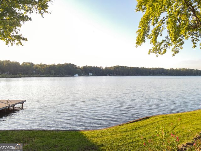 151 Lake Drive NW, Milledgeville, GA 31061