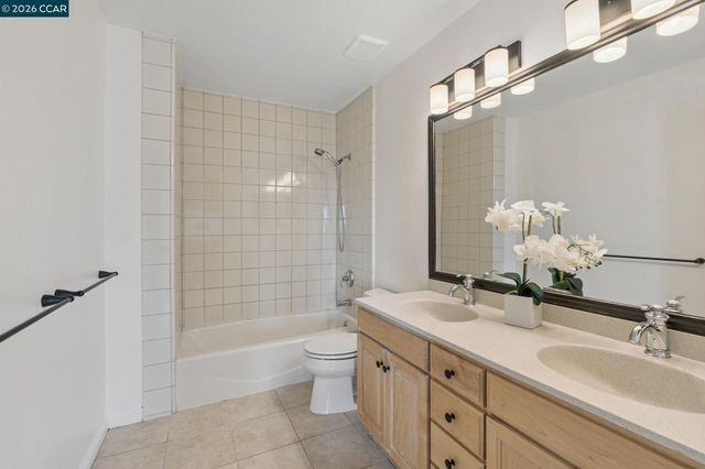 61 St. Thomas Ln, Pleasant Hill, CA 94523