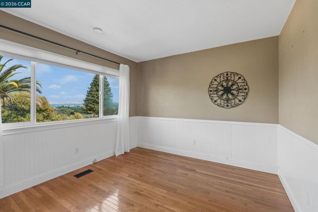 61 St. Thomas Ln, Pleasant Hill, CA 94523