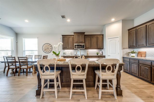 3520 Helm Lane, Denton, TX 76210