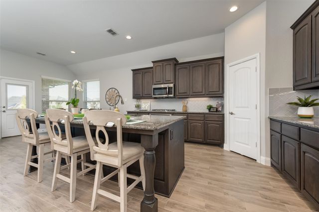 3520 Helm Lane, Denton, TX 76210