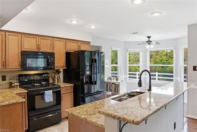 2621 Alleghany LOOP, Virginia Beach, VA 23456