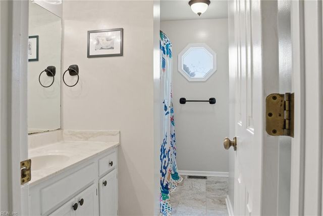 2621 Alleghany LOOP, Virginia Beach, VA 23456