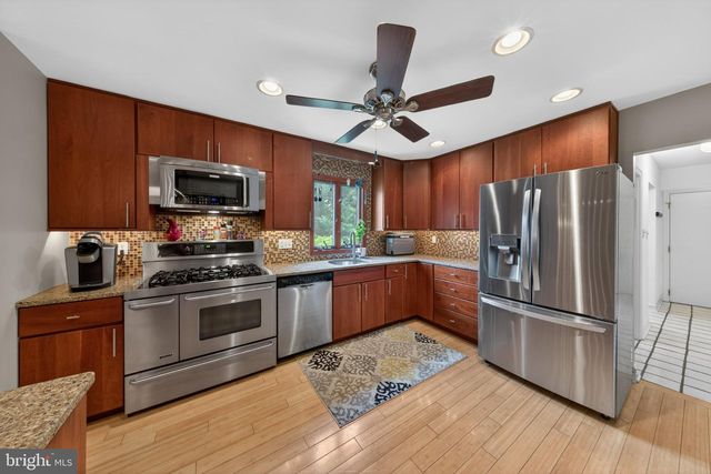 2523 MERRIBROOK RD, Wilmington, DE 19810
