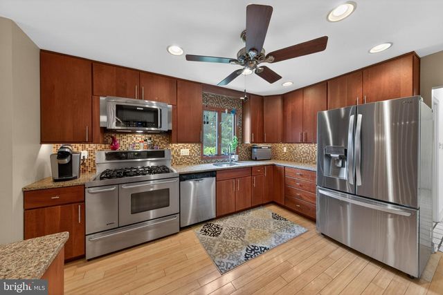 2523 MERRIBROOK RD, Wilmington, DE 19810