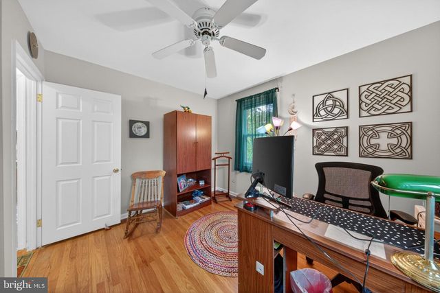 2523 MERRIBROOK RD, Wilmington, DE 19810