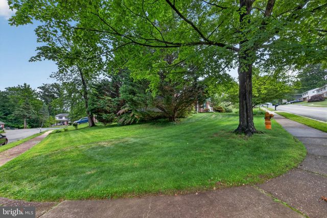 2523 MERRIBROOK RD, Wilmington, DE 19810