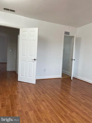 2206 15TH ST NE, Washington, DC 20018