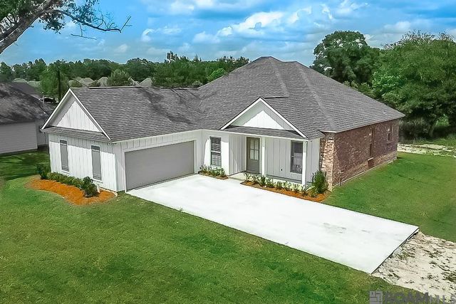 33690 Clinton Allen Rd, Denham Springs, LA 70706