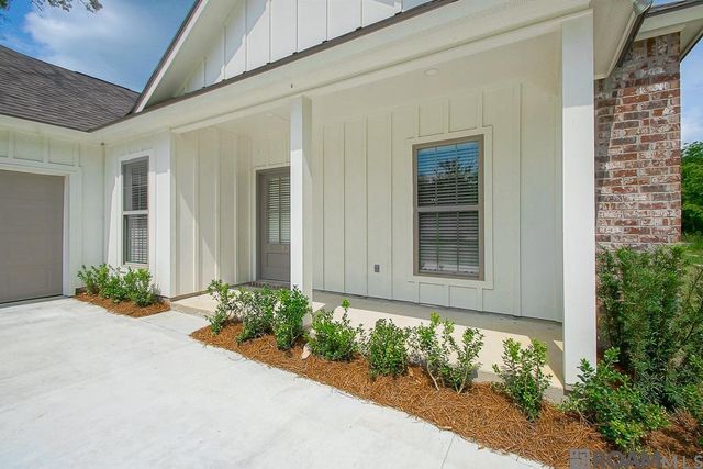 33690 Clinton Allen Rd, Denham Springs, LA 70706