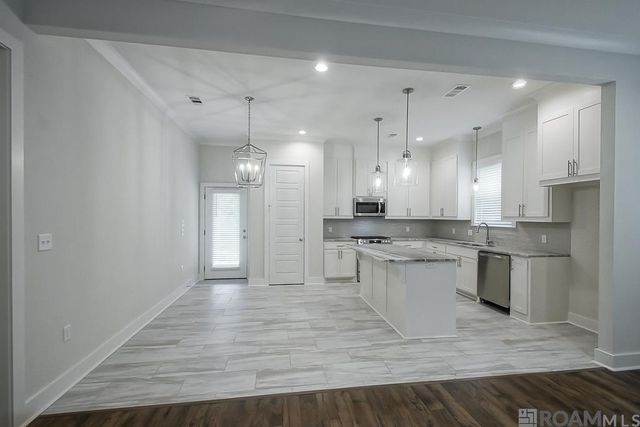 33690 Clinton Allen Rd, Denham Springs, LA 70706