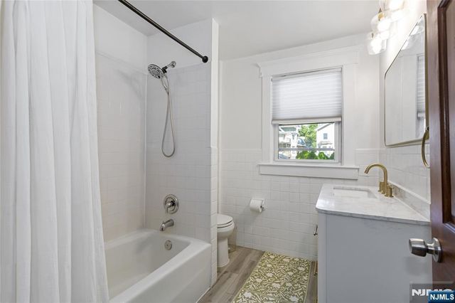 377 Orchard Terrace, Bogota, NJ 07603