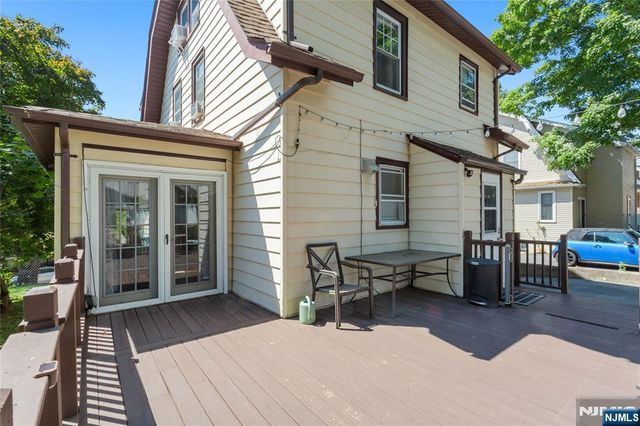 377 Orchard Terrace, Bogota, NJ 07603