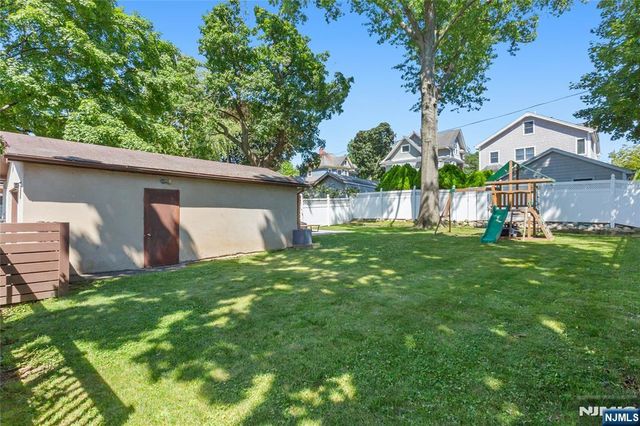 377 Orchard Terrace, Bogota, NJ 07603