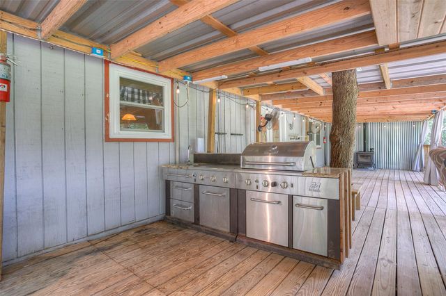 250 Red Bird Lane, Trinity, TX 75862
