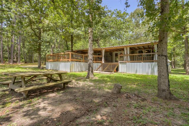250 Red Bird Lane, Trinity, TX 75862