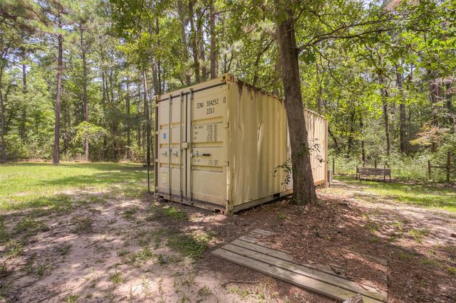 250 Red Bird Lane, Trinity, TX 75862
