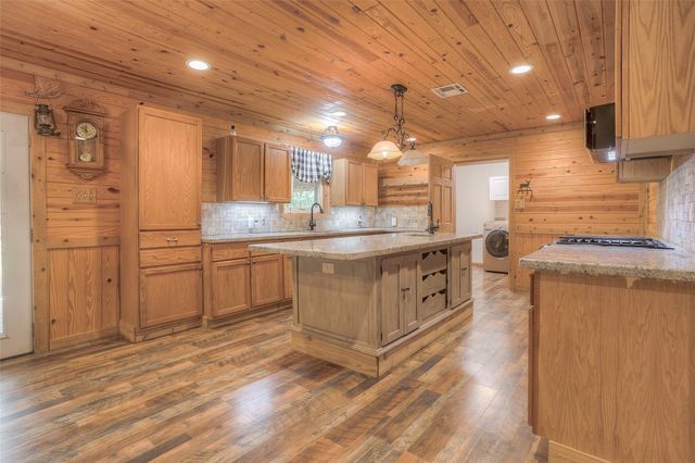 250 Red Bird Lane, Trinity, TX 75862