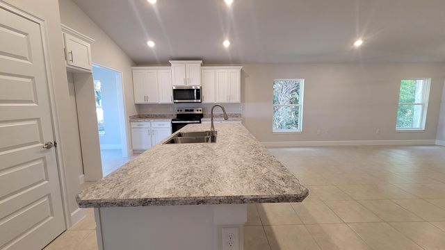 8844 Waterstone Boulevard, Fort Pierce, FL 34951