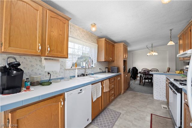 69 Mirage Avenue, Amherst, OH 44001