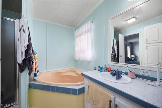 69 Mirage Avenue, Amherst, OH 44001