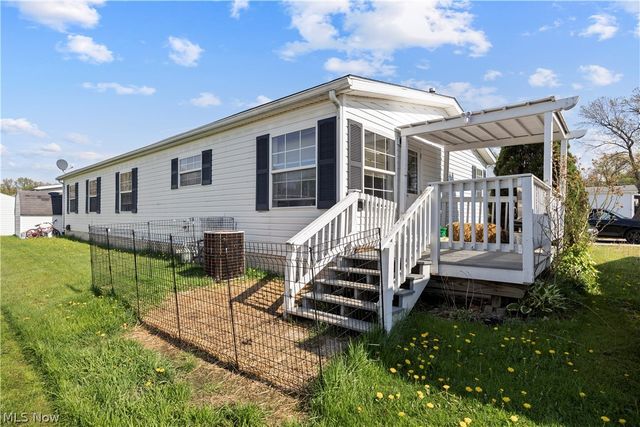 69 Mirage Avenue, Amherst, OH 44001