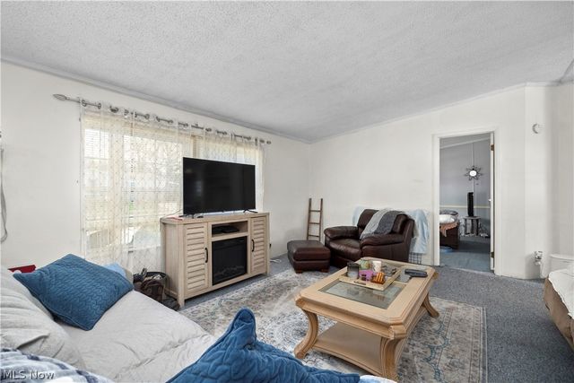 69 Mirage Avenue, Amherst, OH 44001
