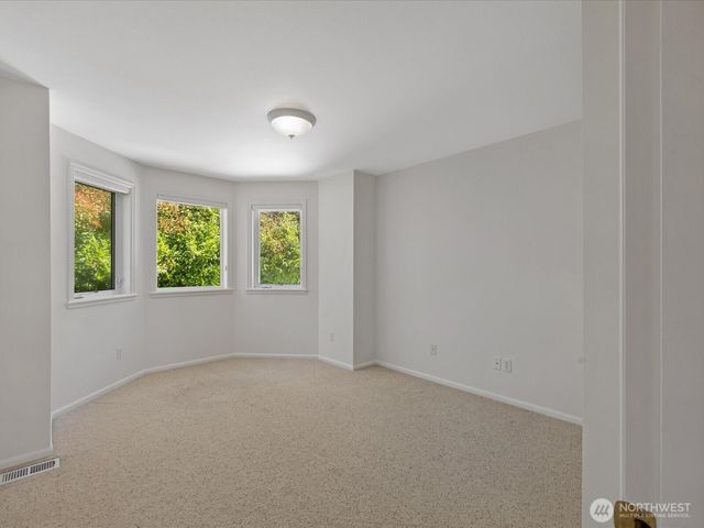 7850 123rd Avenue NE, Kirkland, WA 98033