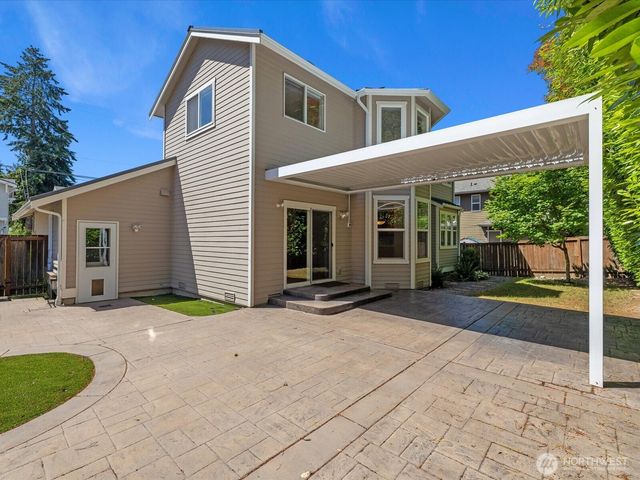 7850 123rd Avenue NE, Kirkland, WA 98033