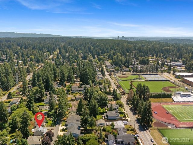 7850 123rd Avenue NE, Kirkland, WA 98033