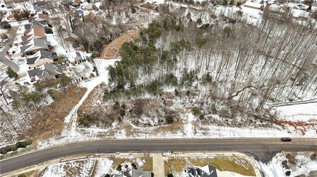 2888 Saint Giles Court, High Point, NC 27262