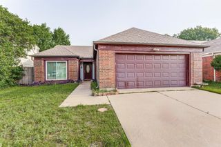 4617 Feathercrest Drive, Fort Worth, TX 76137