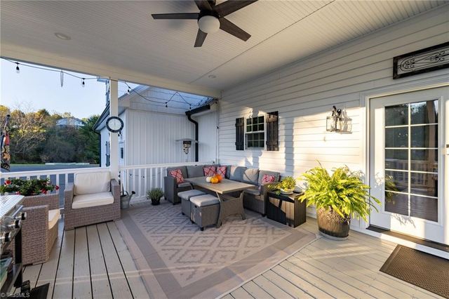 461 Chestnut Ridge Drive, Jefferson, NC 28640