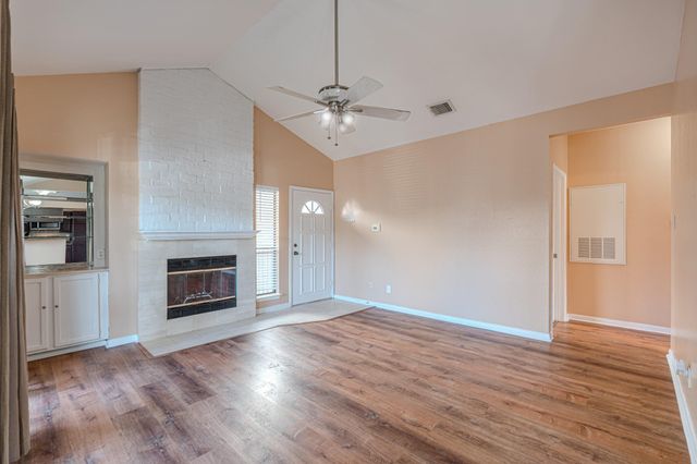 3500 Tangle Brush Drive Drive 182, The Woodlands, TX 77381